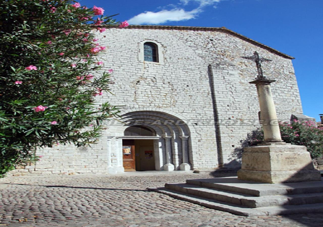 Residence De Tourisme Domaine De Janus Ruoms Exteriér fotografie